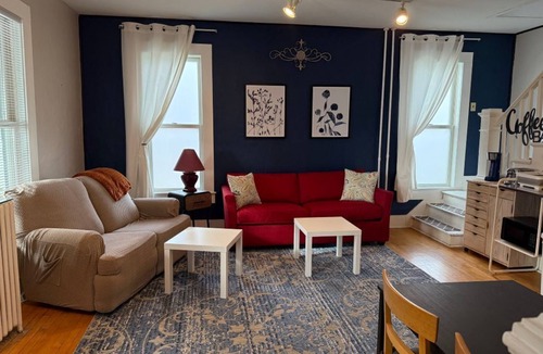 Hayward House | Charming 2-bedroom house in Hayward just steps from Main Street!