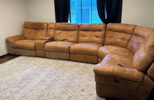 Lincoln House | Charming 2-bedroom townhome in beautiful Midtown Lincoln with WiFi, AC