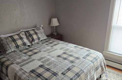 Bessemer Apartment | Charming 3-bedroom apartment with WiFi and AC in Bessemer