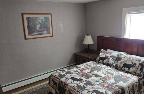 Bessemer Apartment | Charming 3-bedroom apartment with WiFi, AC in wonderful Bessemer