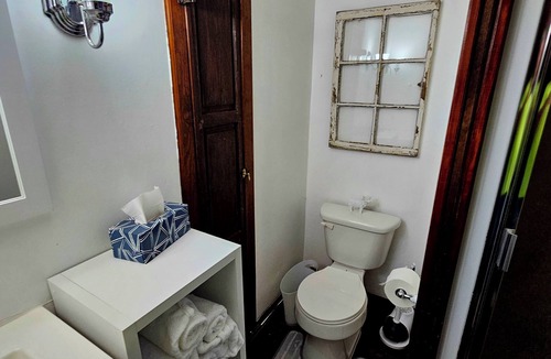 Athens House | Charming 3-bedroom farmhouse with AC and WiFi in wonderful Athens