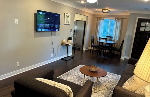 Crystal House | Charming 3-bedroom furnished house with AC, WiFi in tranquil Crystal Minnesota