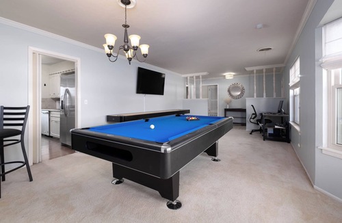 Amarillo House | Charming 3-bedroom house with Pool Table and Shuffleboard in awesome Amarillo