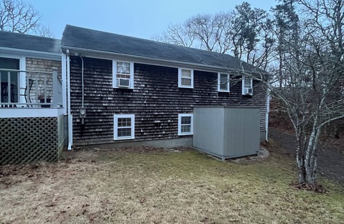 East Harwich House | Charming 3-bedroom house in fabulous Harwich 1 mile from Red River Beach