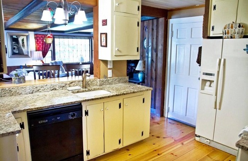 East Orleans House | Charming 3-bedroom house with WiFi, Dogs considered, in Orleans