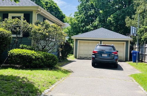 Newton House | Charming 3-bedroom house with AC and WiFi in Newton