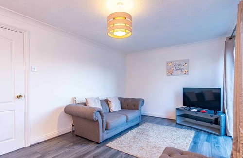 Wallsend House | Charming 3-Bedroom Terrace House with Private Enclosed Garden