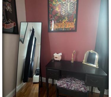 Salem Apartment | Charming 3BR Apartment at Historic Salem Common - Lally's House"