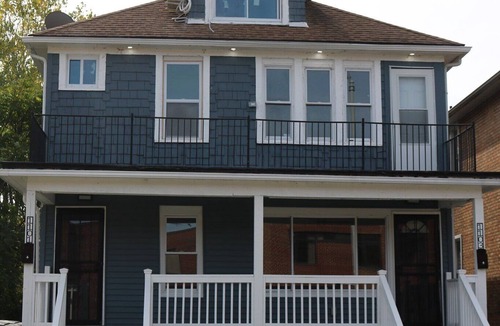 Detroit House | Charming 3BR Retreat Steps from Grosse Pointe, Close to Downtown