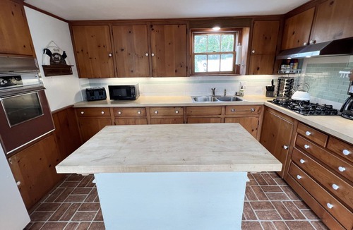 Northwest Harwich House | Charming 6 Bedroom Property Close To EVERYTHING