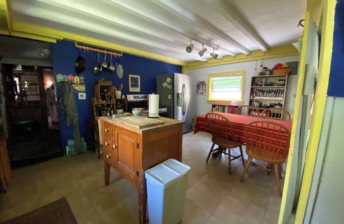 Sandwich House | Charming antique home - walk to boardwalk/beach