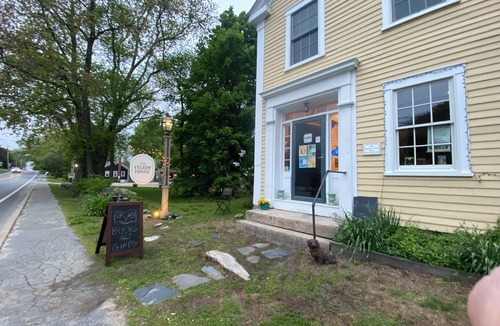 Tiverton Apartment | Charming Apt above Bookshop in Historic Tiverton Four Corners Village Center!