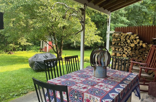 Norfolk House | Charming barn style house in historic village center