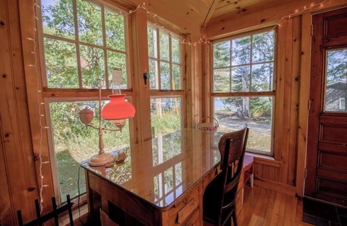 Sebascodegan Island Cabin | Charming Bayview Cottage with Deck, Firepit, Garden - 200