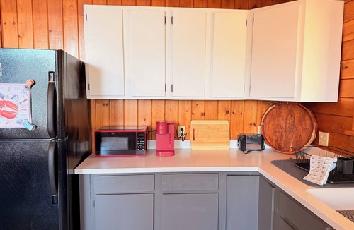 Seal Cove Cabin | Charming cabin in phenomenal Seal Cove ME
