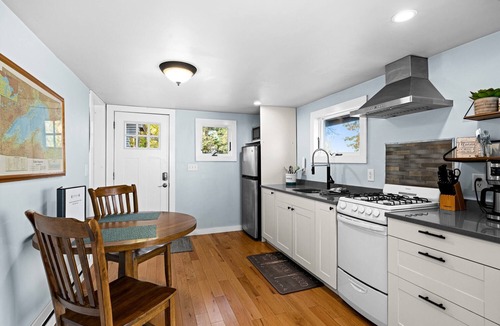 Two Harbors Cabin | Charming cabin only feet from Lake Superior