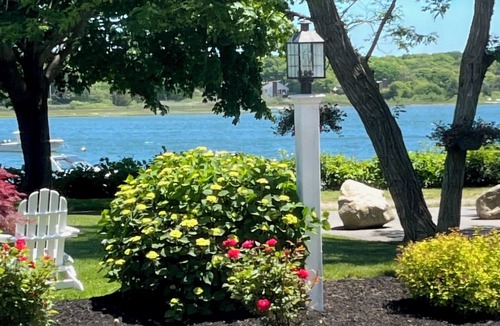Mara Vista House | Charming Cape Cod Home w/Gorgeous Water Views
