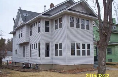 Macalester - Groveland Apartment | Charming Chef’s Home – Main Level Retreat steps from Macalester/Grand Ave