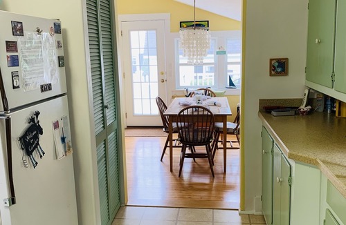 Camden House | Charming Cottage a Stroll to Camden Harbor-June 19-27 just opened up!