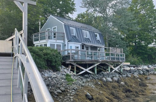 Newcastle Cottage | Charming cottage on the Damariscotta River, easy walk to downtown.