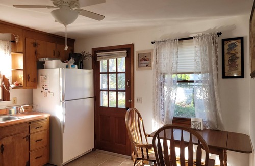 East Granby House | Charming East Granby house with AC and WiFi 3 minutes to Bradley Airport