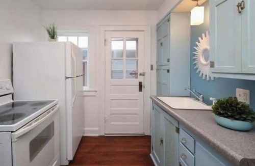 Near Eastside House | Charming Emerson Heights Bungalow