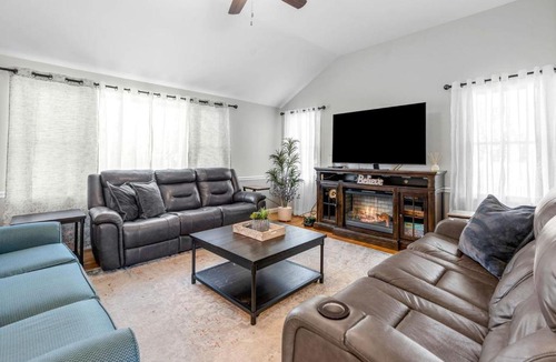 West Hyannisport House | Charming Family Retreat with Private Hot Tub & Firepit Near Cape Cod Beaches, Barnstable MA