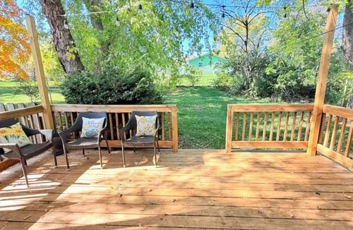 Kettering House | Charming Home, Near cheese cake factory Business WIFI in the Kettering area.