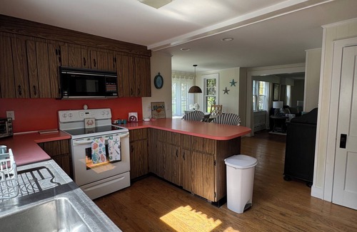 Katama House | Charming Katama Home in Prime Edgartown Location!
