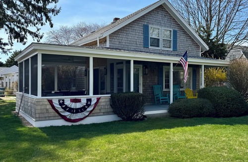 Katama House | Charming Katama Home in Prime Edgartown Location!