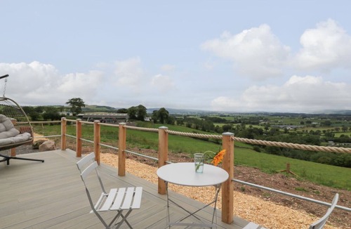 Lochmaben House | Charming Laird Lodge 3 Retreat