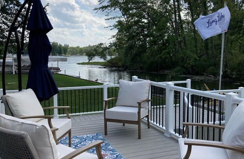 Coldwater House | Charming Lakehouse on Coldwater Chain of Lakes