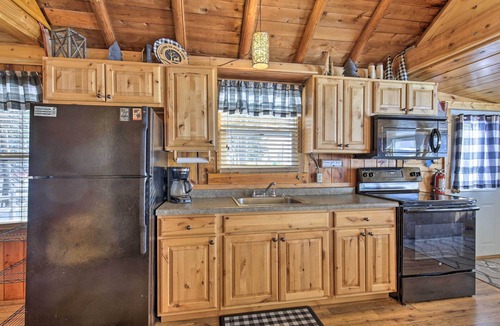 St Germain Cabin | Charming Lost Lake Cabin: Fish, Boat & Hunt!