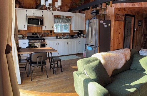 Bridgton Cabin | Charming Maine cabin in Bridgton Highland Lake