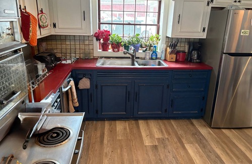 Pelham House | Charming Pelham Retreat - Spacious, Private & Perfect for Getaways