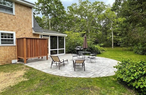 Edgartown Cottage | Charming Pet-Friendly 4B Chappy Cottage