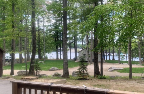 Windham Cabin | Charming Sebago Lake 3-bedroom cabin with lake access, WiFi and AC in Windham
