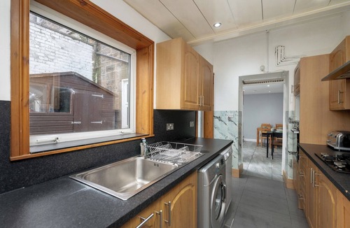 Dalry House | Charming Spacious Guesthouse, Edinburgh - Pass the Keys