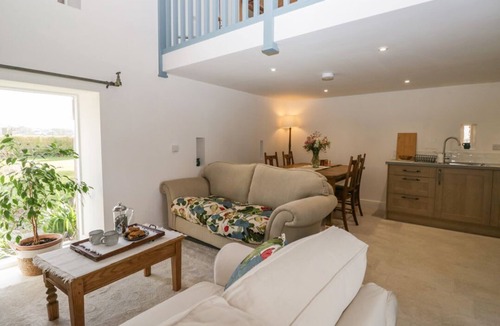 Welton House | Charming The Roost in Dalston