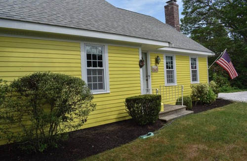 Northwest Harwich House | Charming, well appointed home has hardwood floors and ceiling fans throughout