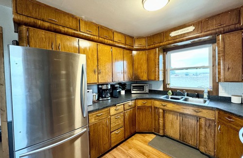 Lemmon House | Chateau El Rancho: 3-bedroom Country House NE of Lemmon, SD