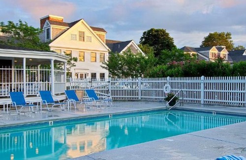 Chatham Hotel | Chatham Wayside Inn