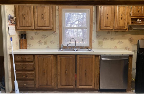Port Austin Cabin | Cheap Cabin Near Oak Beach for longer stays. As low as 79 per night!