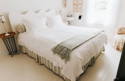 Chebeague Island Hotel | Chebeague Island Inn