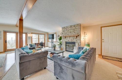Cheboygan House | Cheboygan Getaway w/Fire Pit & Lake Access!