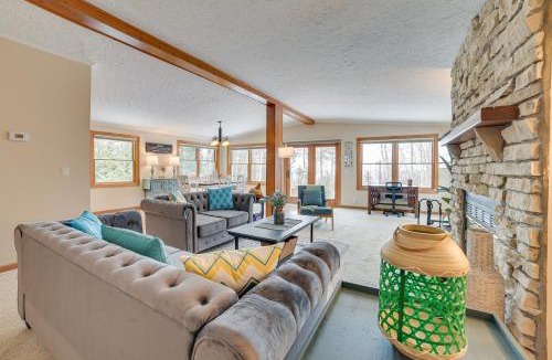 Cheboygan House | Cheboygan Getaway w/Fire Pit & Lake Access!