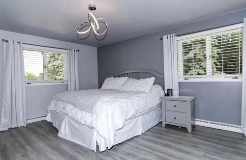 Appleton House | Cheerful, Clean 3 Bedroom home in Appleton, WI