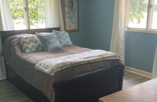 Appleton House | Cheerful, Clean 3 Bedroom home in Appleton, WI