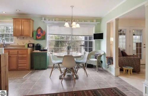 Honor House | Cheerful three bedroom on beautiful Platte River