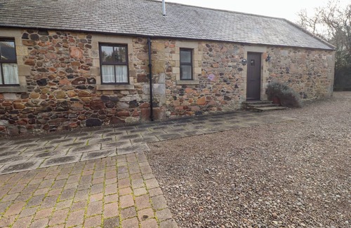 Akeld Cottage | CHERRYBURN COTTAGE, family friendly, with pool in Wooler